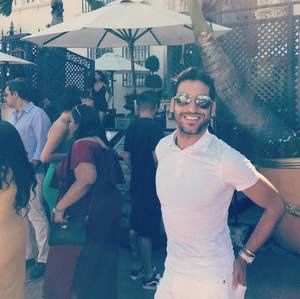 Meet your Posher, Hayron